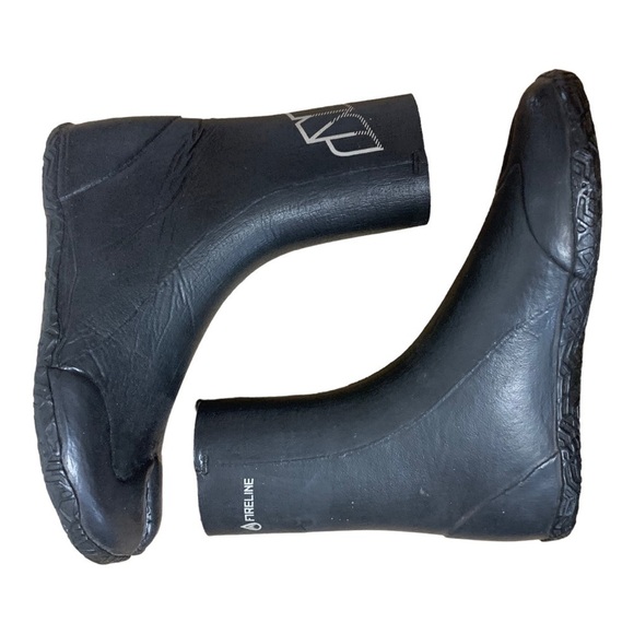 Neilpryde Body Glove Split  Toe WindSurf Booties Women Size US 7 EUR 38 Black - Picture 9 of 12